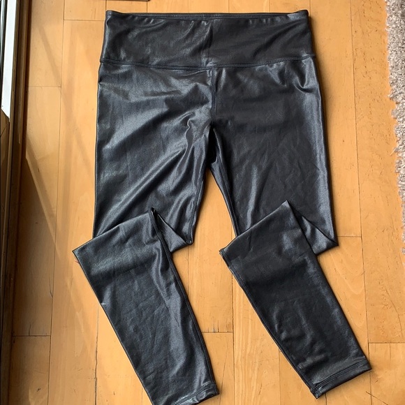 Athleta Pants - ATHLETA Elation Black Shimmer Leggings